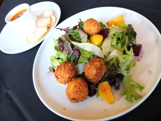 Lunchtime at the Alberta Hotel Bar + Kitchen